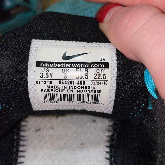 Nike and Champion Kids Sneakers Shoes Bundle - Picture 11 of 11